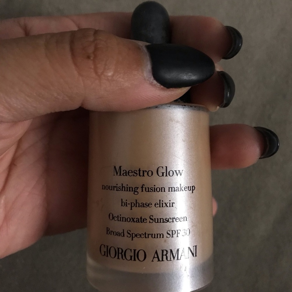 Armani Maestro glow foundation